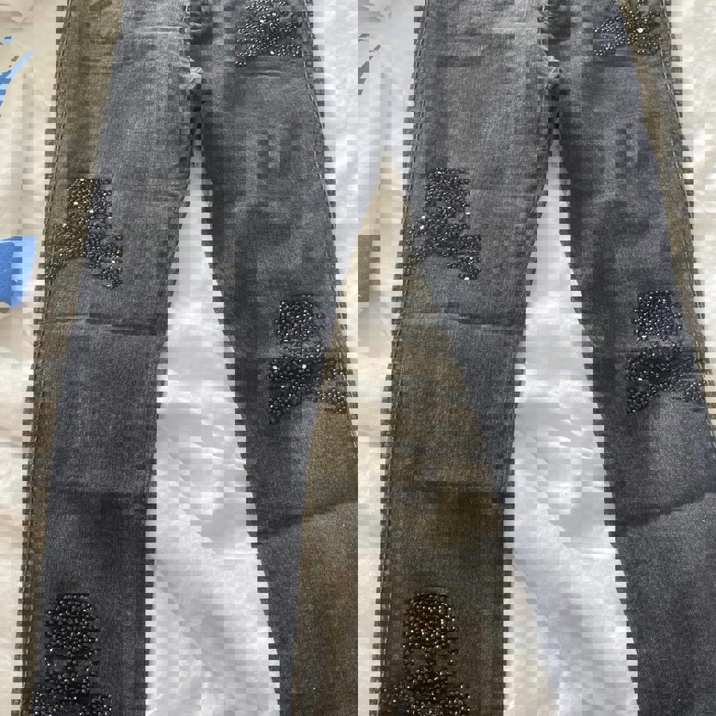 Джинсы серого цвета