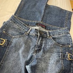 Джинсы-клеш женские - фото 6