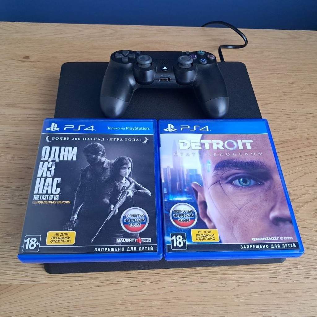 PS4 slim