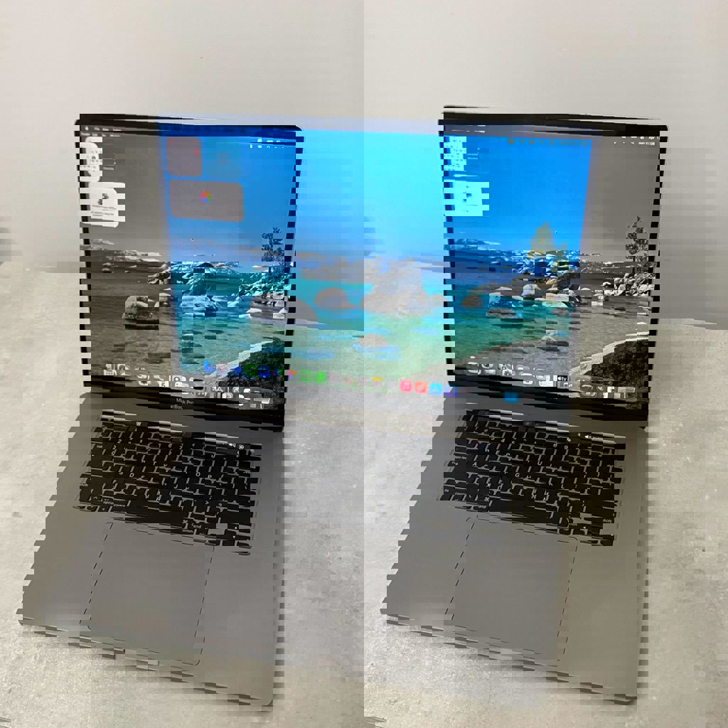 MacBook Pro 16' (2019)