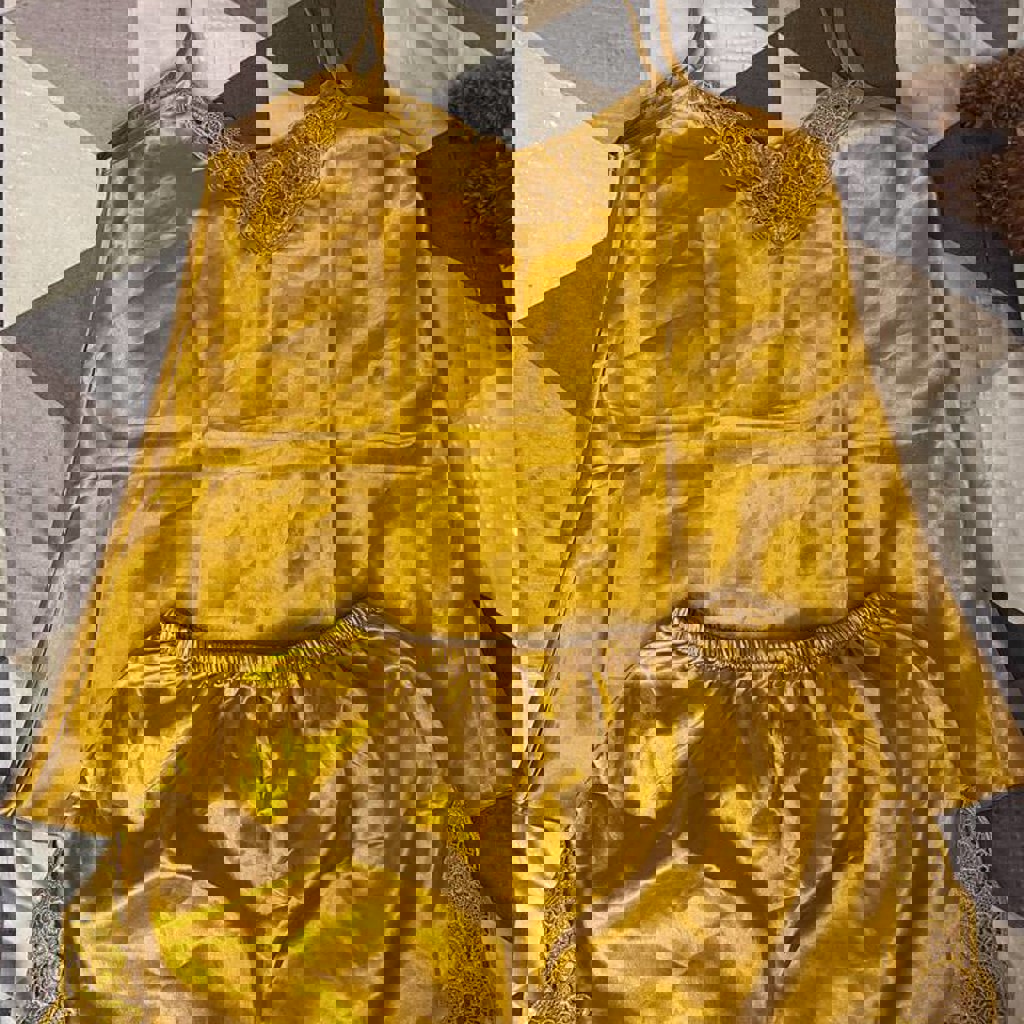 Атласная пижама