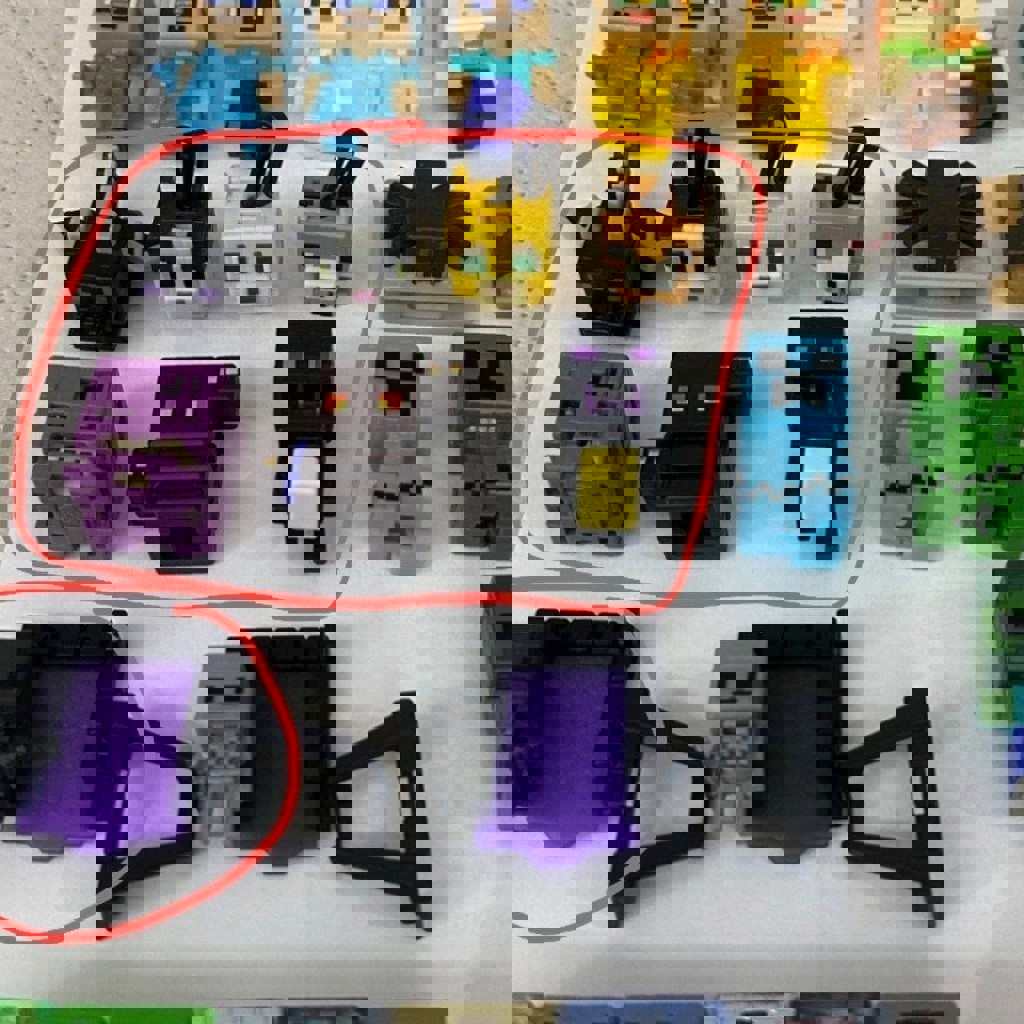 Игрушки Майнкрафт из Киндер Джой