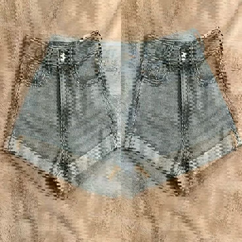 Розовый топ