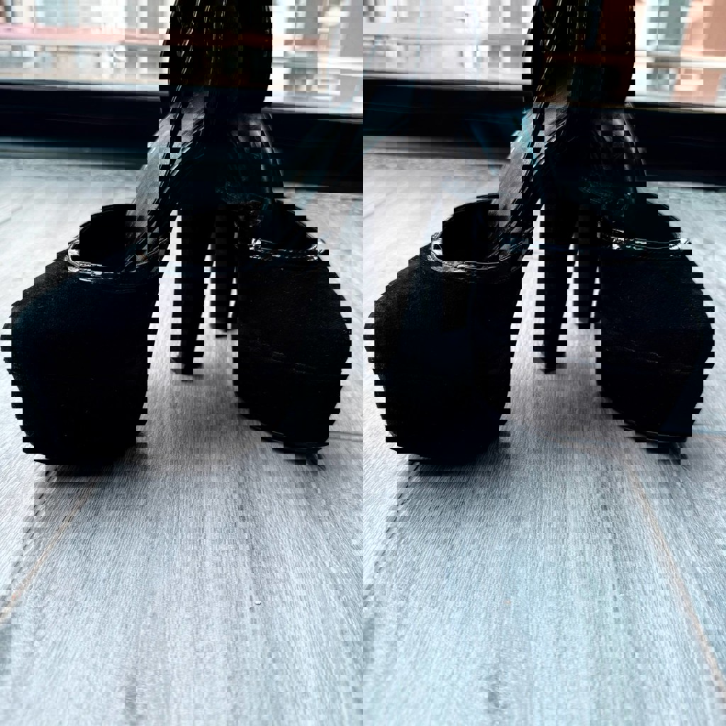 Туфли на высоком каблуке