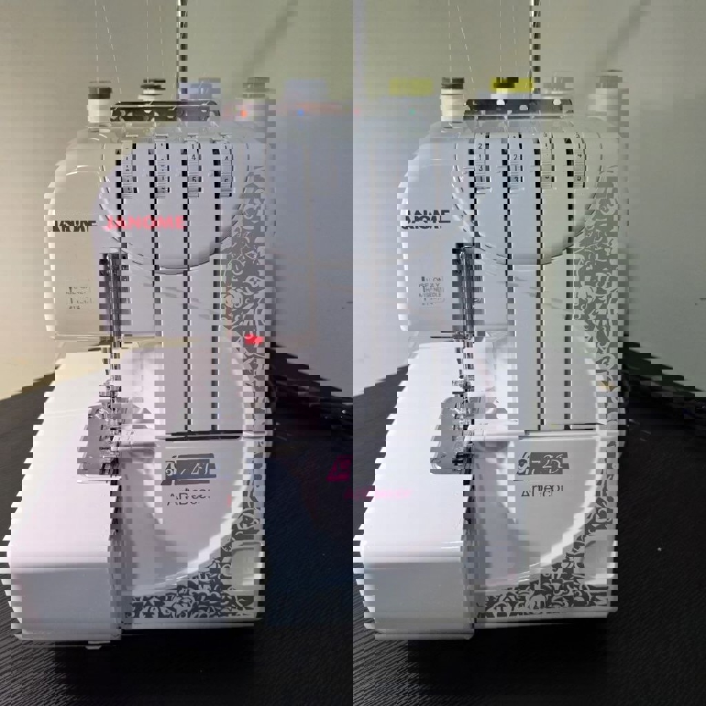 Оверлок Janome 724D
