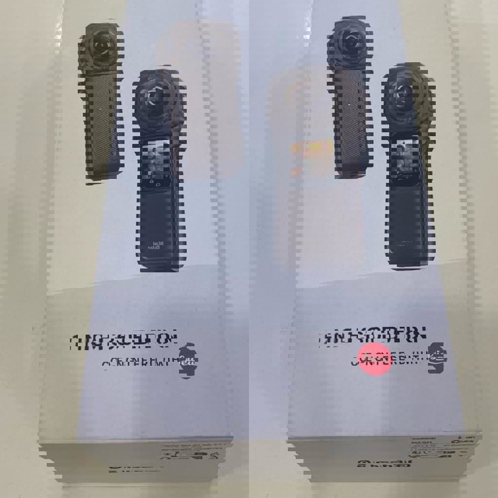 Insta360 ONE RS 1-Inch 360