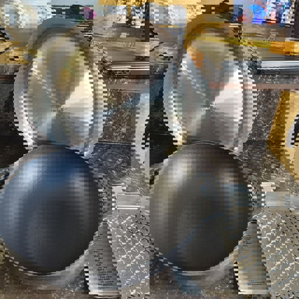 Чугунный вок Weber GBS