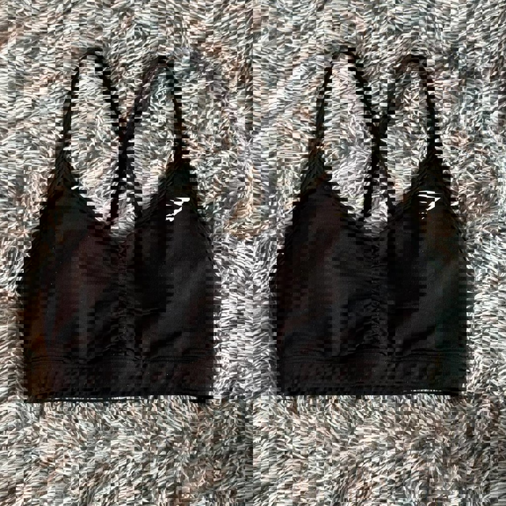 Спортивный топ Gymshark Rushed