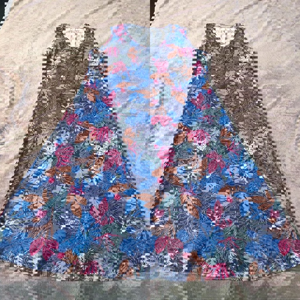 Женские брюки с карманами и шнурком