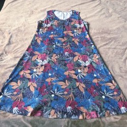 Женские брюки с карманами и шнурком - фото 1