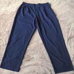 Женские брюки с карманами и шнурком - фото 3