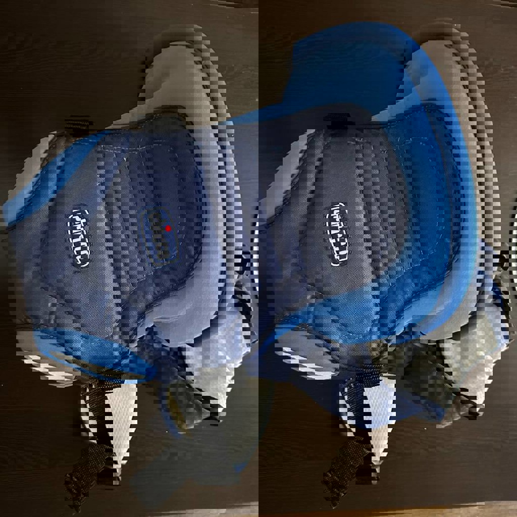 Кенгуру (переноска)