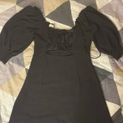 Черное платье с открытой спиной - фото 2