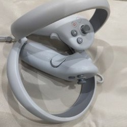 VR шлем Pico 4 - фото 2