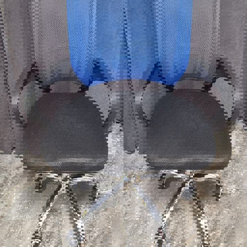 Компьютерное кресло