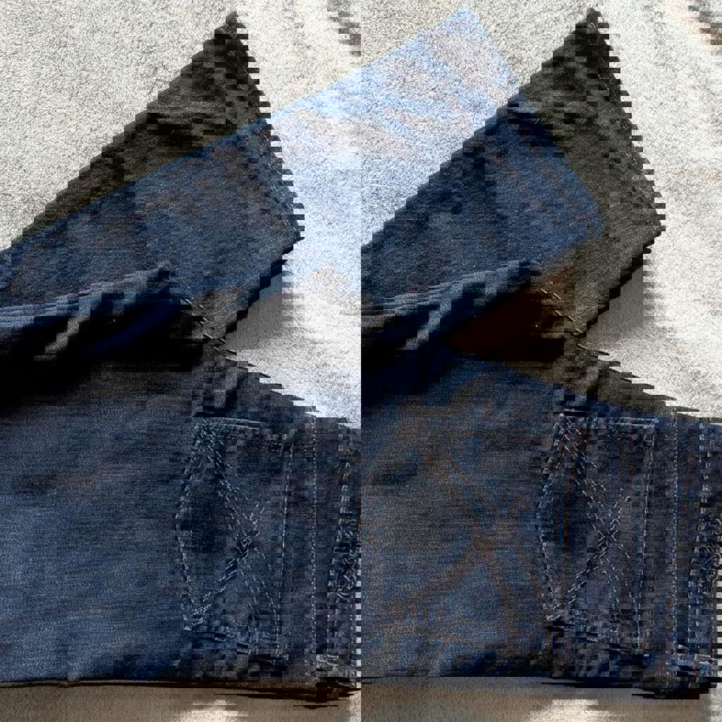 Джинсы прямого кроя черные