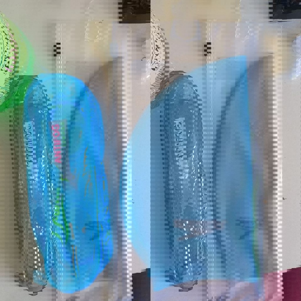 Шапочка и очки для плавания