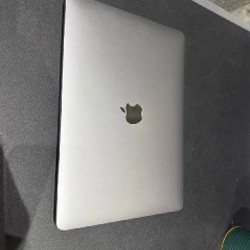 MacBook Pro - фото 2