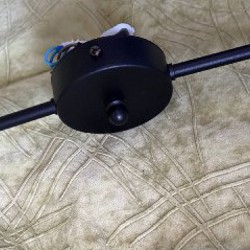 Лампы с креплением на потолок - фото 3