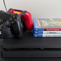 PlayStation 4 - фото 1