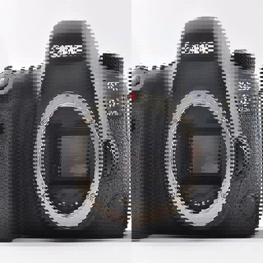 Canon D6 Mark II + Sigma 35mm f/1.4 ART