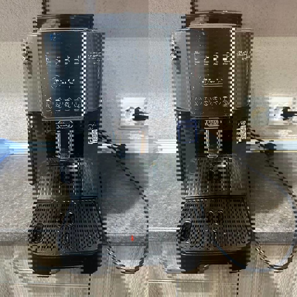 Кофемашина Delonghi