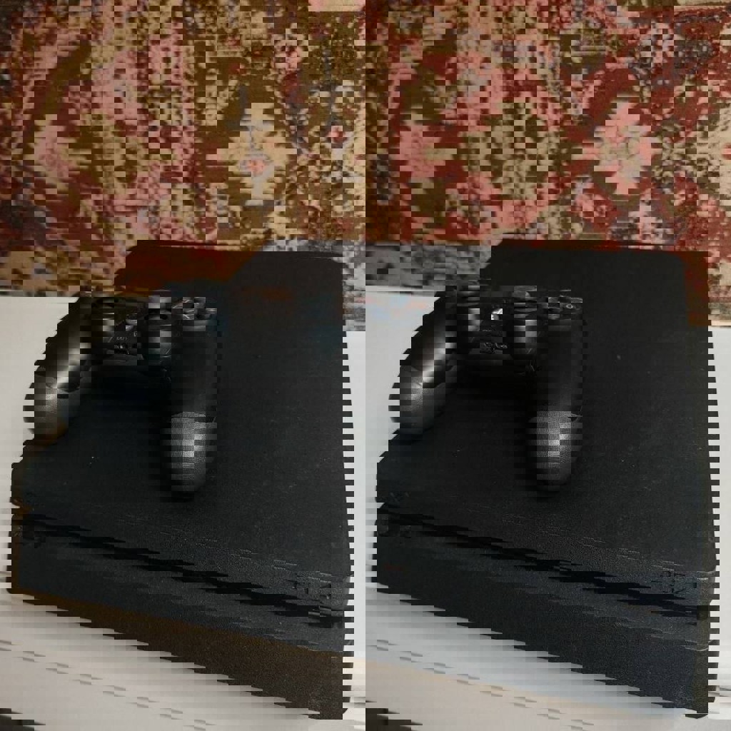 PlayStation 4 Slim