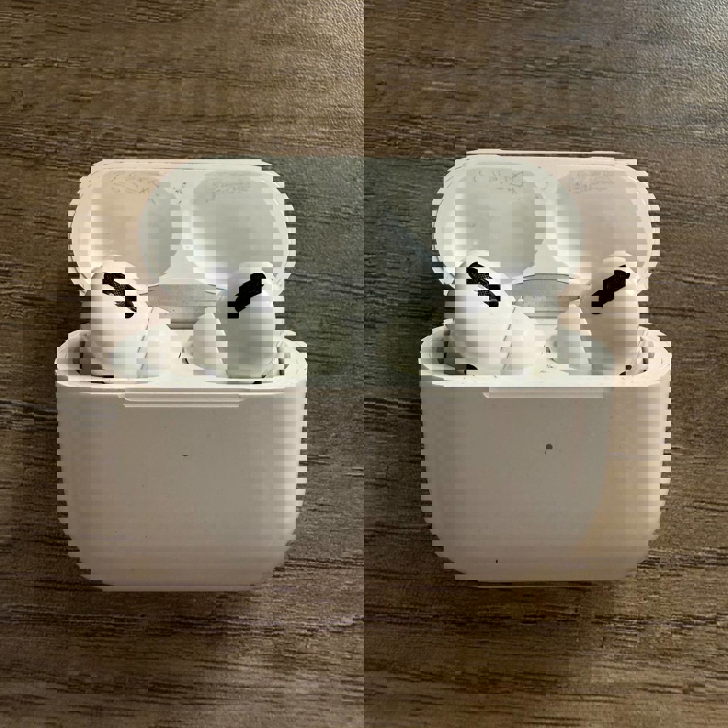 Наушники Airpods Pro (gen 1)