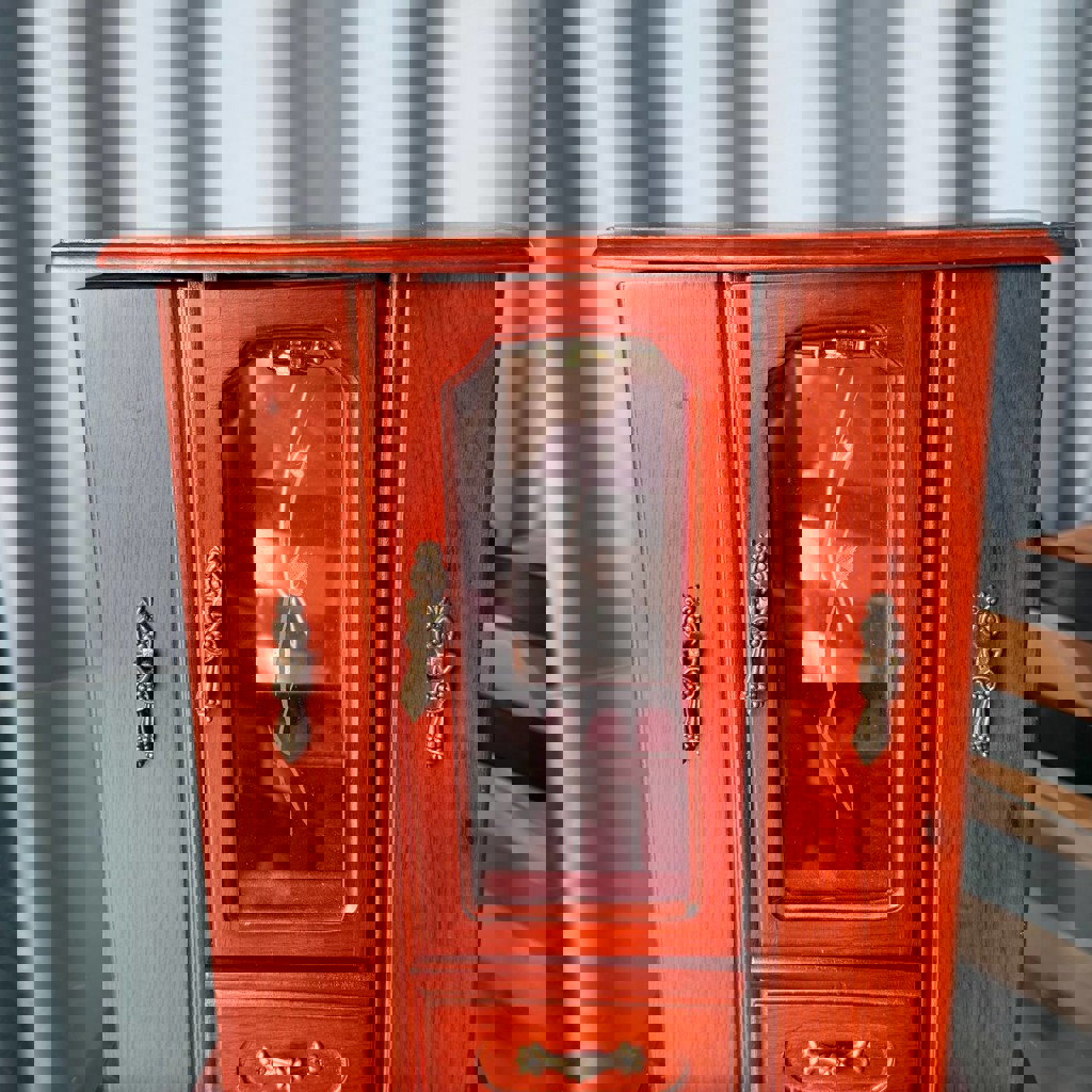 Декоративная шкатулка для украшений