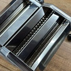 Ручная машинка для раскатки теста - фото 2