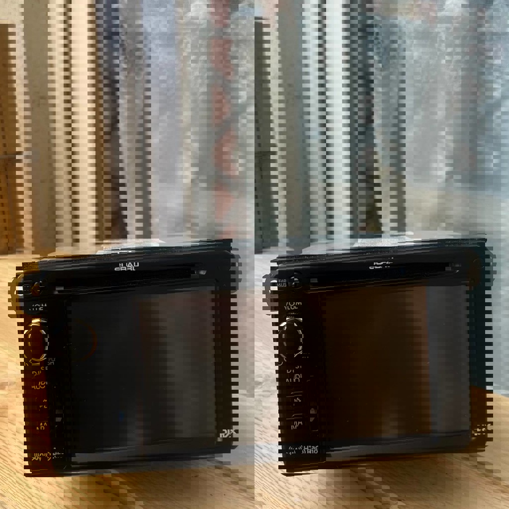 Магнитола Harman Kardon