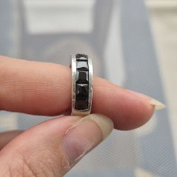 Крупное серебряное кольцо с гранатами - фото 5