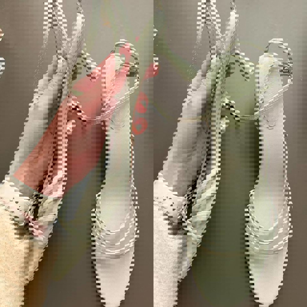 Босоножки женские STRADIVARIUS