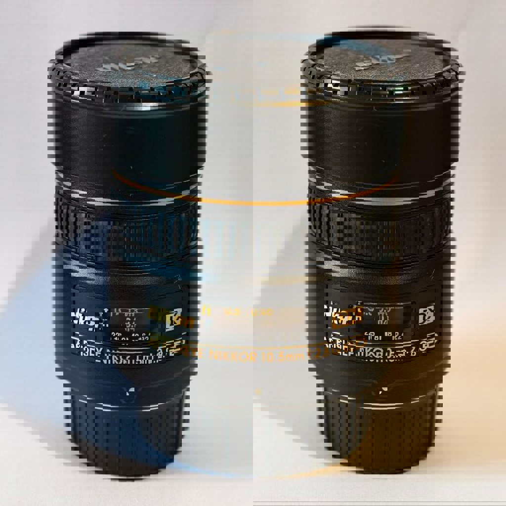 Nikon AF 20mm f/2.8D