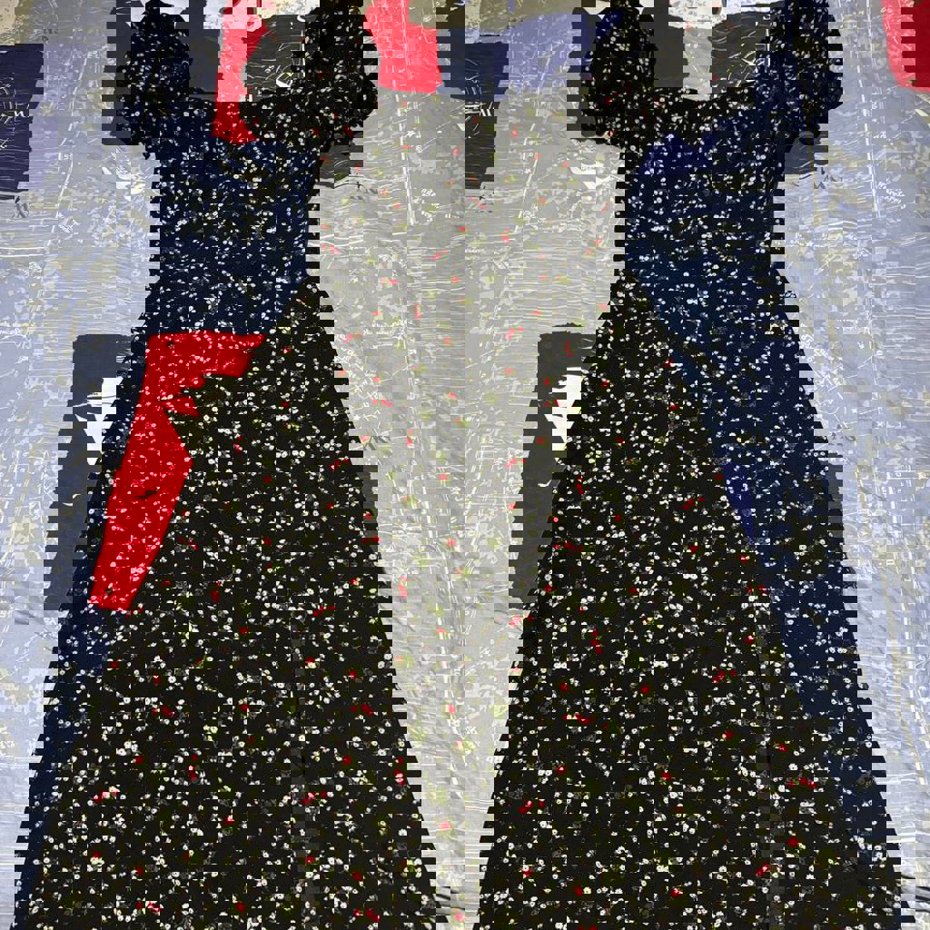 Платье на молнии