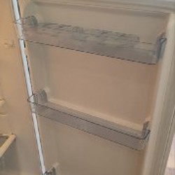 Холодильник Hisense BCD-138A/HC(E95) - фото 4