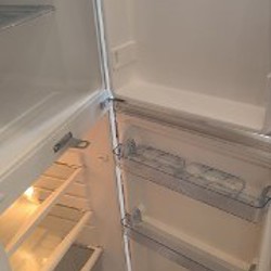 Холодильник Hisense BCD-138A/HC(E95) - фото 5