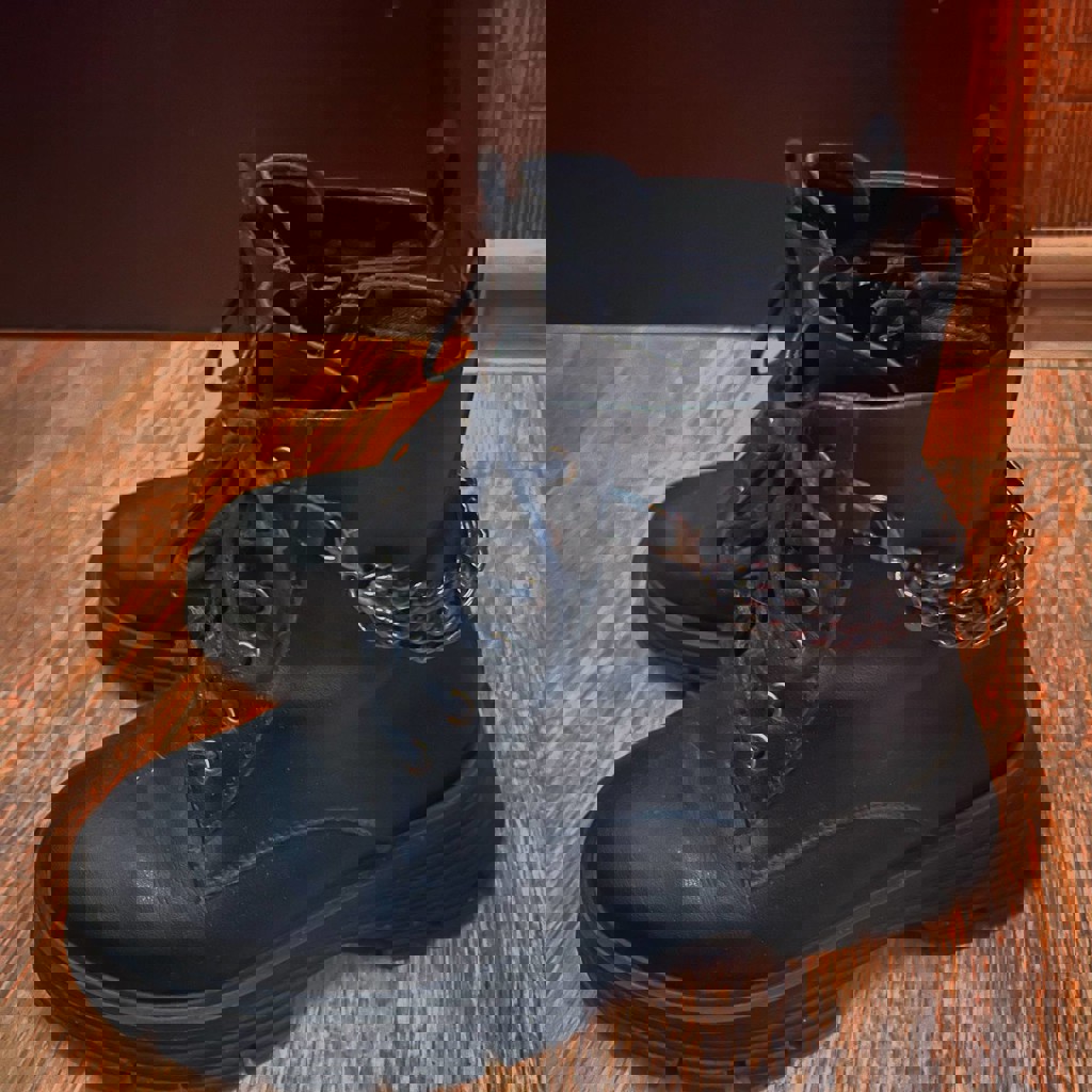 Ботинки черные