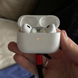 AirPods Pro - фото 1