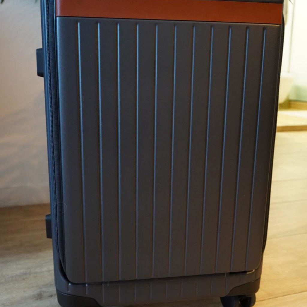 Чемодан Carl Friedrik The Carry-on X
