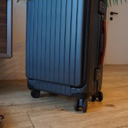 Чемодан Carl Friedrik The Carry-on X - фото 2
