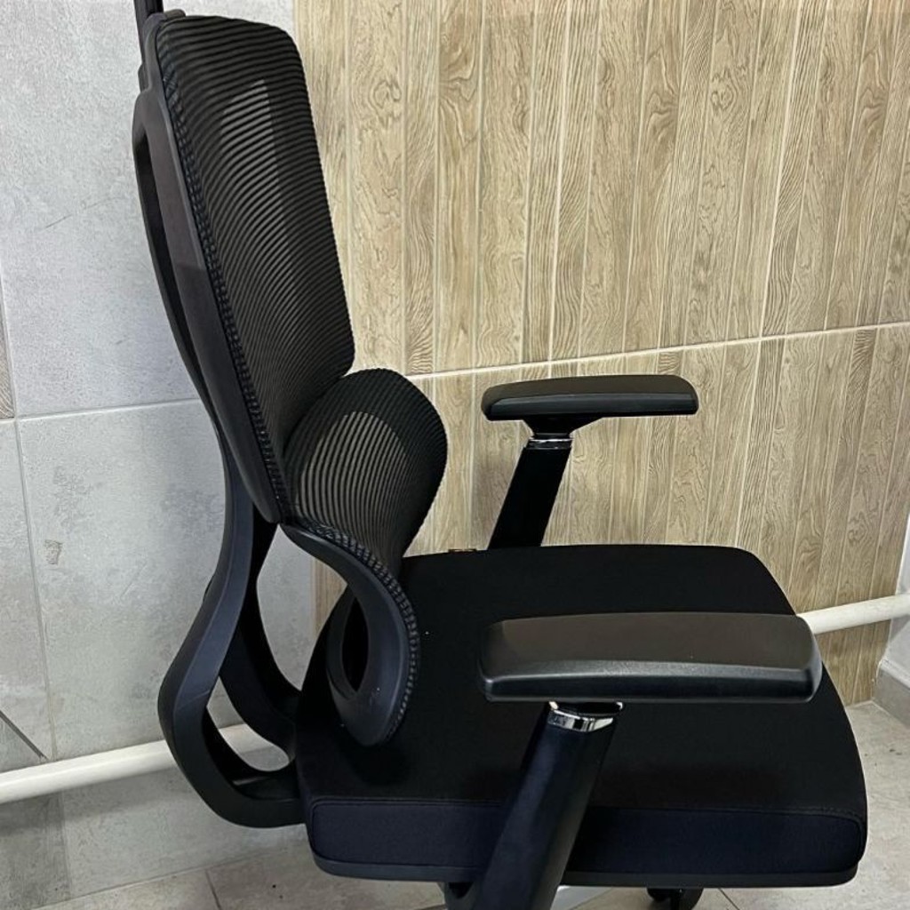 Компьютерное кресло