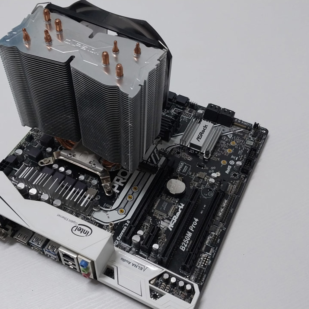 Процессор Intel Core i7-7700 OEM