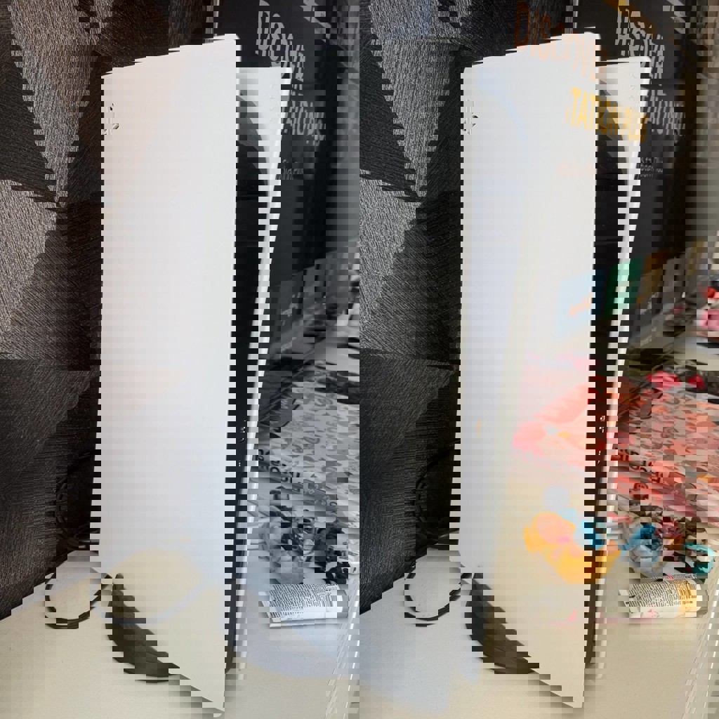 PS5 Disc + God of War + 3 Геймпада