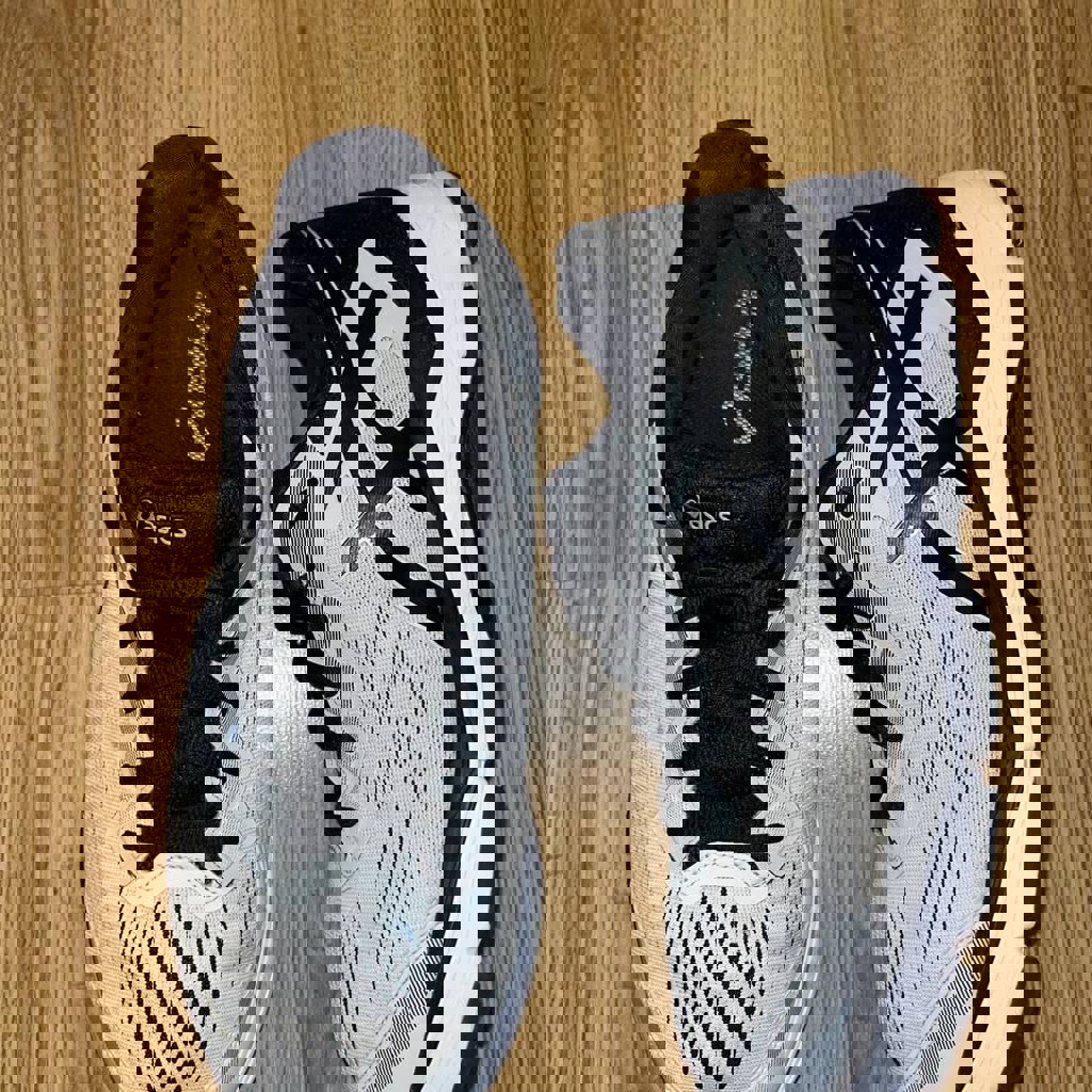 Кроссовки Asics