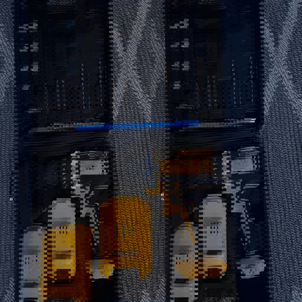 Аккумуляторная дрель-шуруповерт