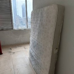 Матрас б/у - фото 2