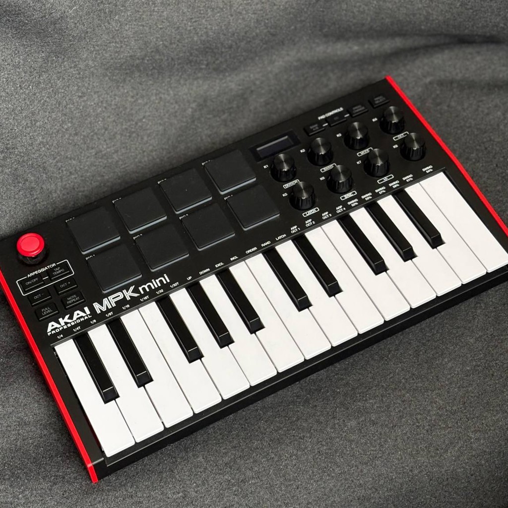 Midi клавиатура AKAI MPK MINI mk3