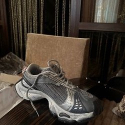 Спортивная обувь - фото 9