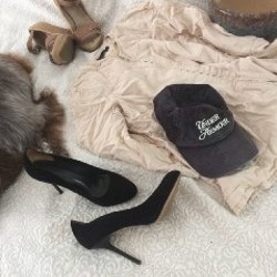 Лёгкая куртка zara - фото 1